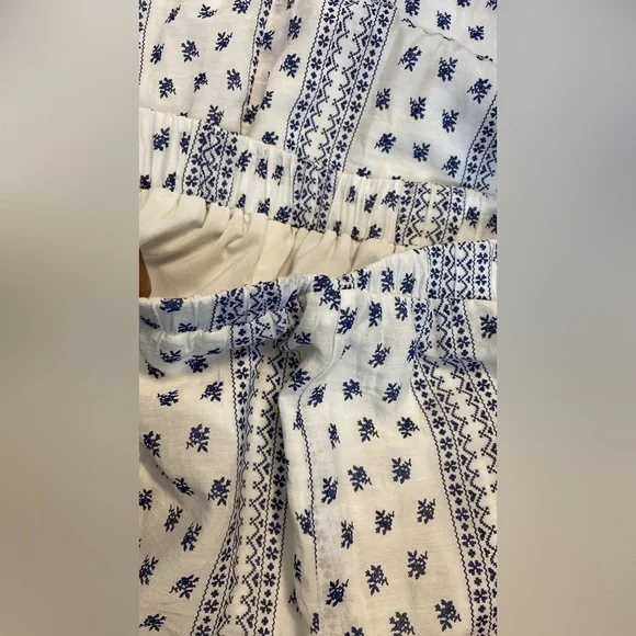 Mdrn Blue And White Tier Maxi Skirt Stitching Flaw
Flowy Floral Design Size XL - Picture 14 of 16